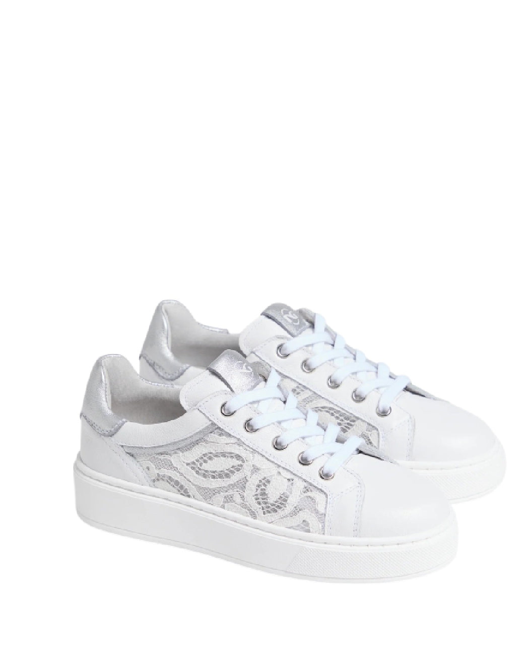 NeroGiardini Sneaker bimba in Pizzo Floreale e Dettagli Silver – Bianco